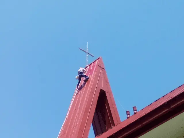 Realizacja malowania dachu 2